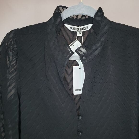 NWT Walter‎ Baker Justice Chevron Ruffle Long Sleeve Top Size Small - Picture 6 of 12